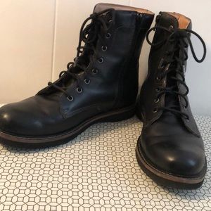 Taos Work It High Boots Hardly Worn